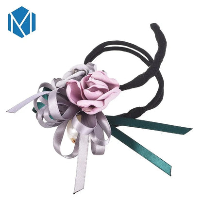 Elegant Woman Flower Donuts Twist Headband