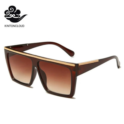 Woman Wide Groovy Plastic Sunglasses